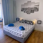 En Primera Línea De Playa Apartamento